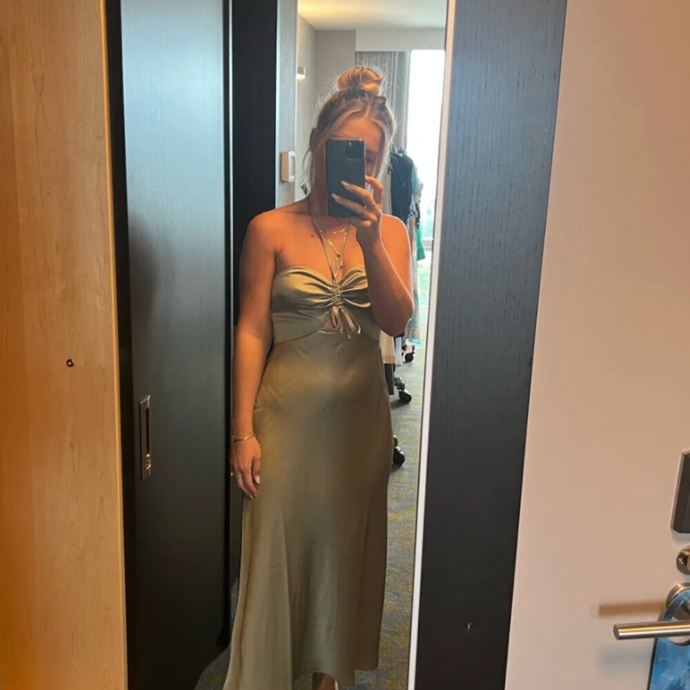 NWT MINKPNK Sage Green Satin open-back halter midi gown MEDIUM